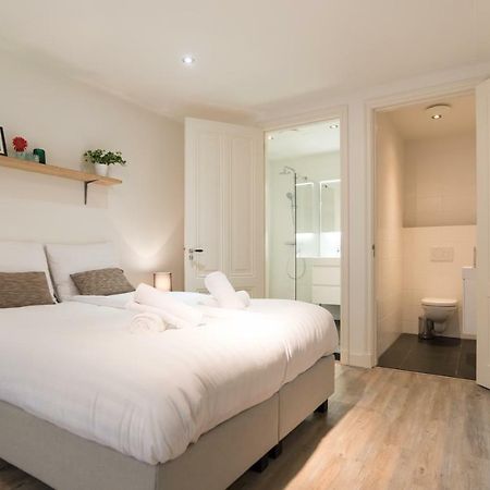 Clean And Modern Nassau Canal Apartment 암스테르담 외부 사진