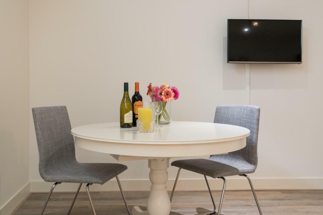 Clean And Modern Nassau Canal Apartment 암스테르담 외부 사진